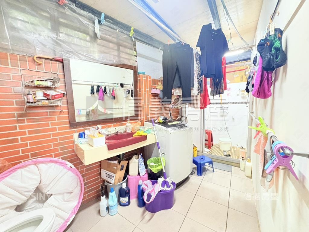 康寧華廈●稀有壹樓釋出房屋室內格局與周邊環境