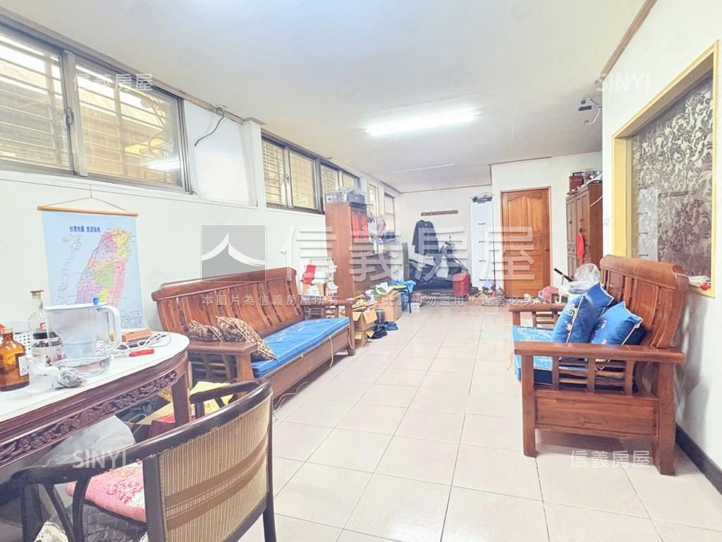 康寧華廈●稀有壹樓釋出房屋室內格局與周邊環境