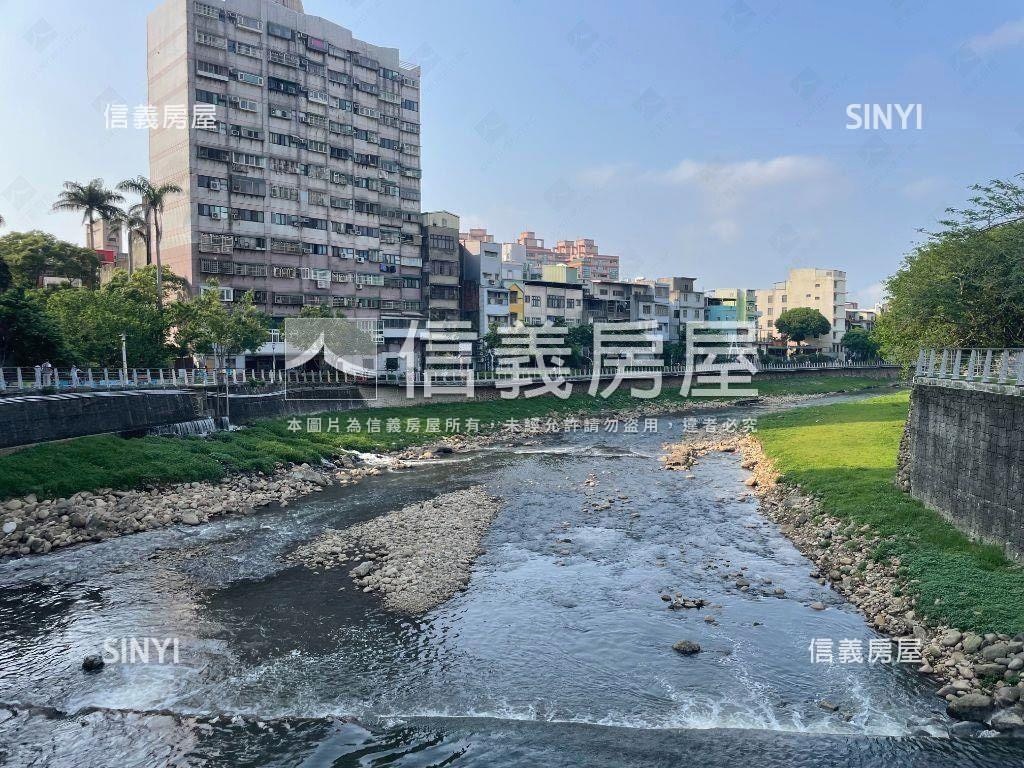 鴻築吾江次頂樓兩房房屋室內格局與周邊環境