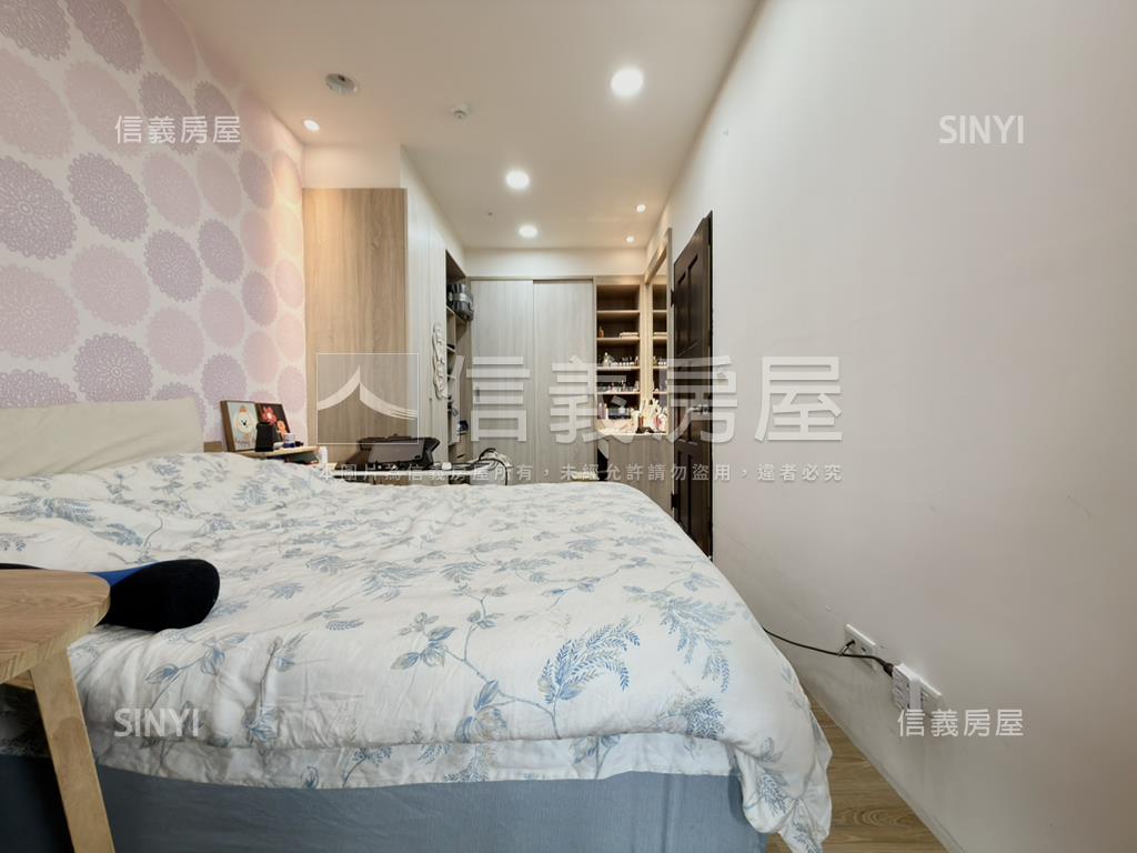 專任興希望高樓視野兩房房屋室內格局與周邊環境