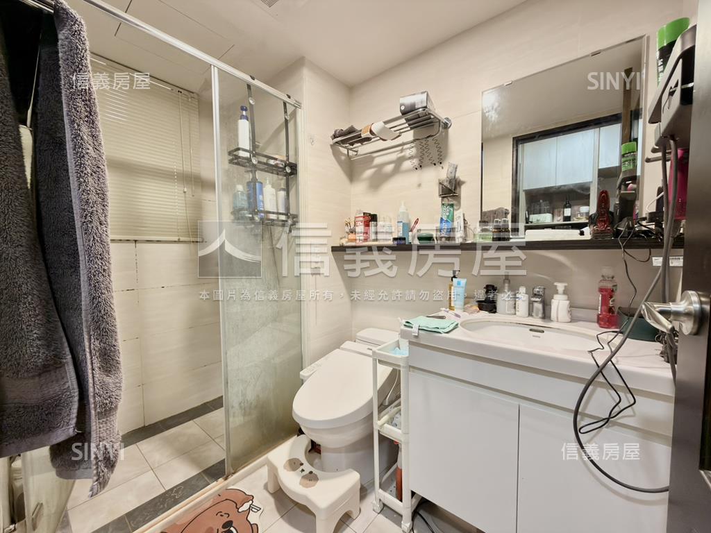 專任興希望高樓視野兩房房屋室內格局與周邊環境