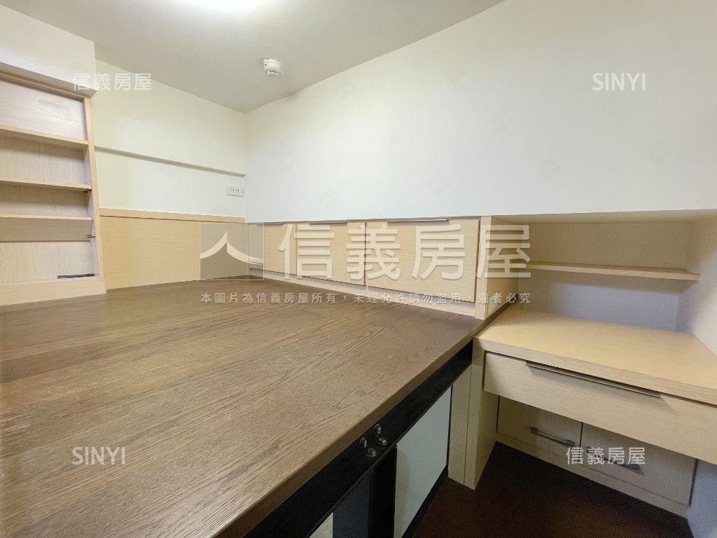 Ｆ１‧三輝白昀旁設計美宅房屋室內格局與周邊環境