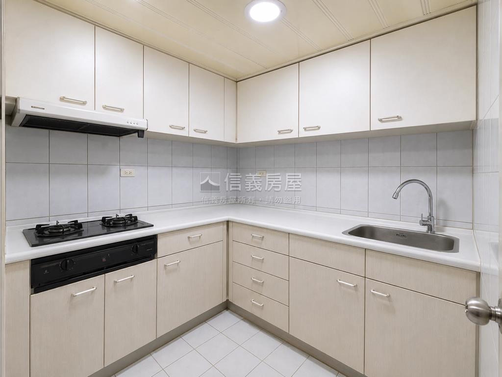 大有商圈★千萬內挑高美屋房屋室內格局與周邊環境