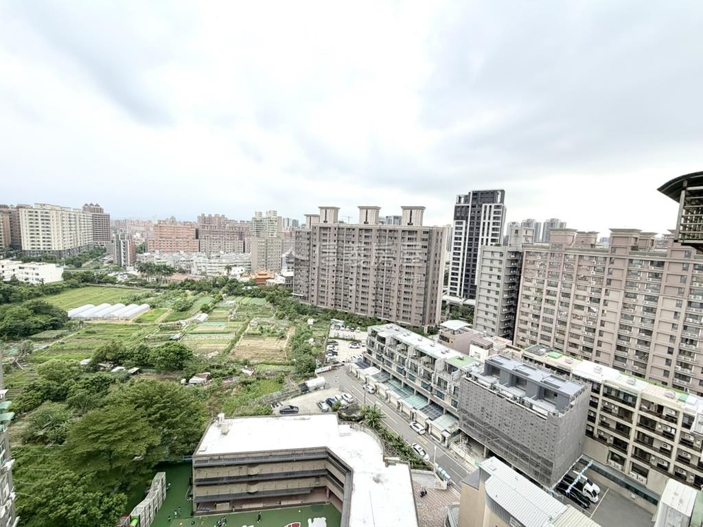 大有商圈★千萬內挑高美屋房屋室內格局與周邊環境