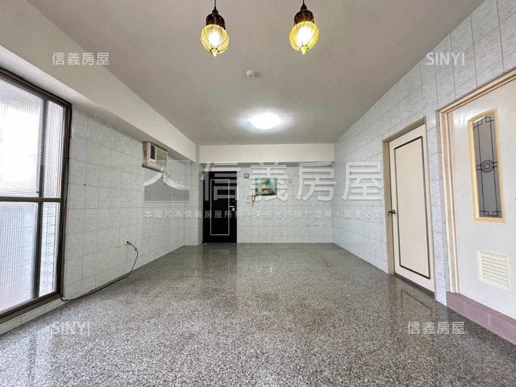 探索公園漫步小資３房平車房屋室內格局與周邊環境