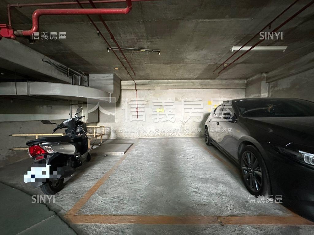 探索公園漫步小資３房平車房屋室內格局與周邊環境