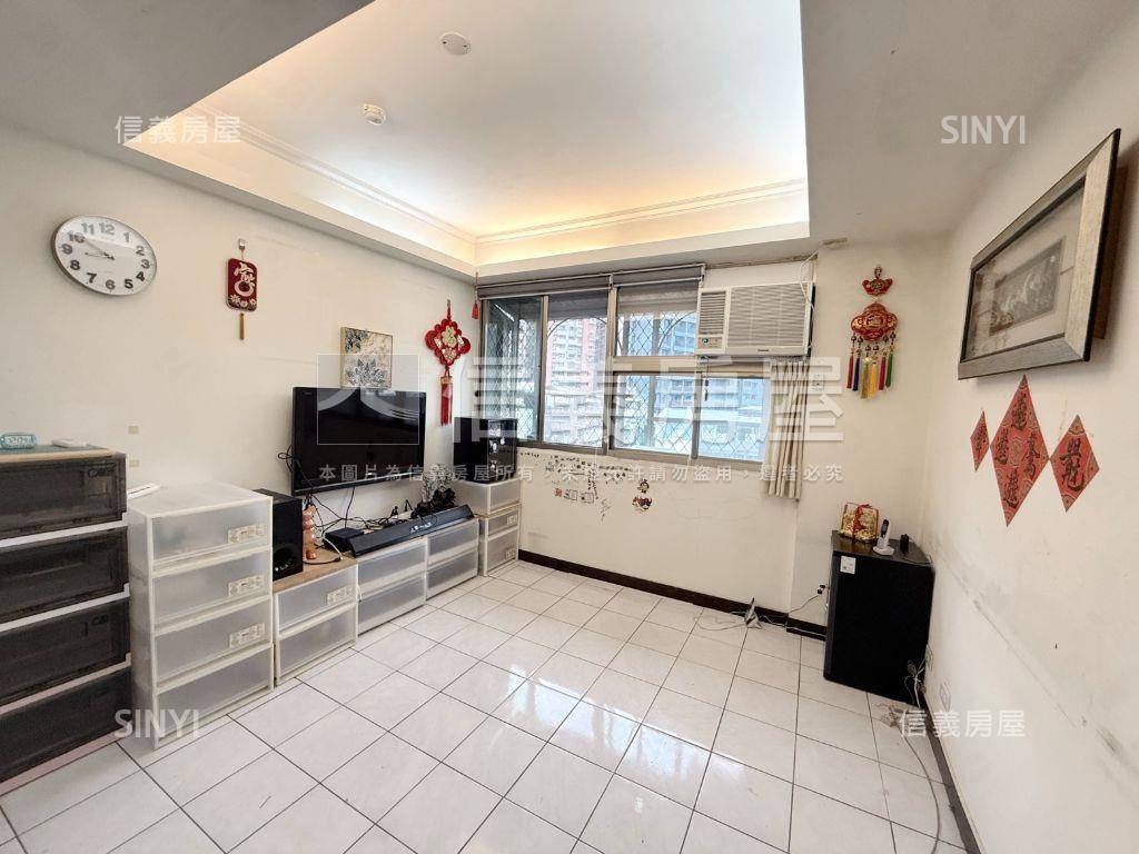 景安陽光大道兩房房屋室內格局與周邊環境