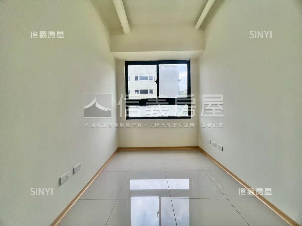 星野之森Ｇ區三房加車位房屋室內格局與周邊環境