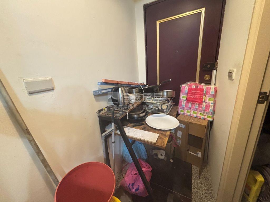 新民街一樓店面房屋室內格局與周邊環境