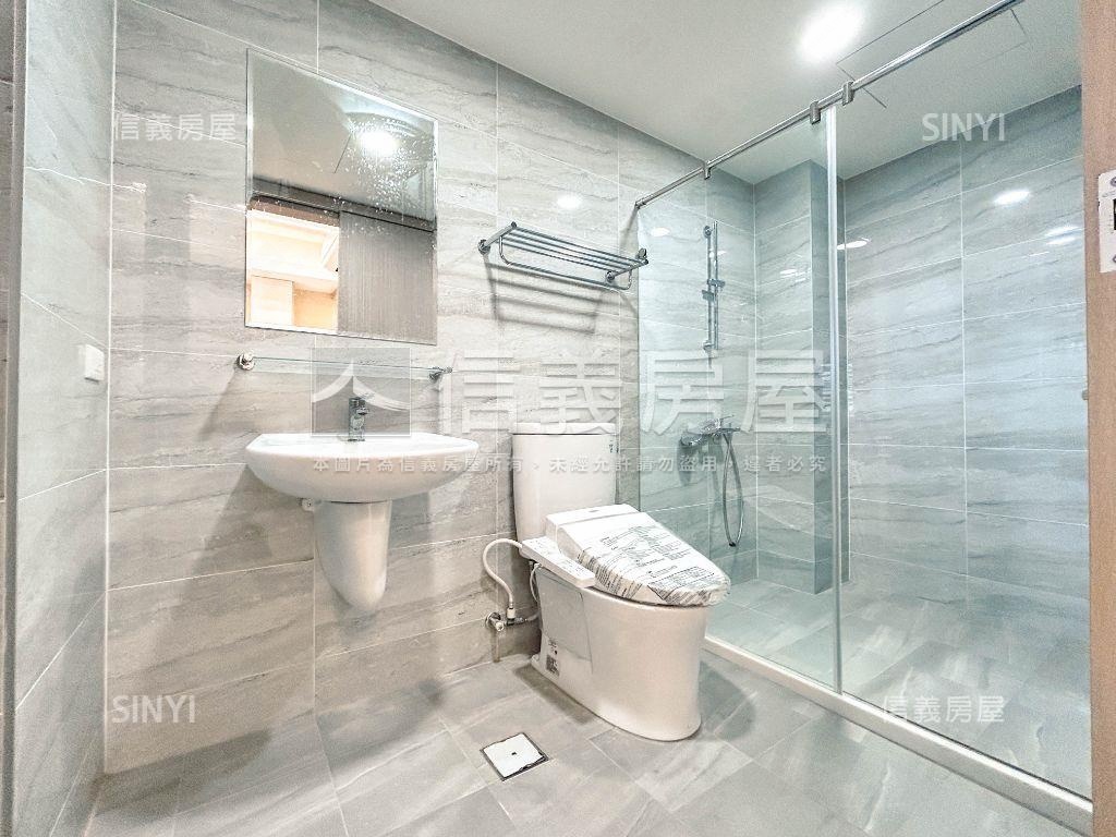 近東區｜有裝潢｜兩房平車房屋室內格局與周邊環境