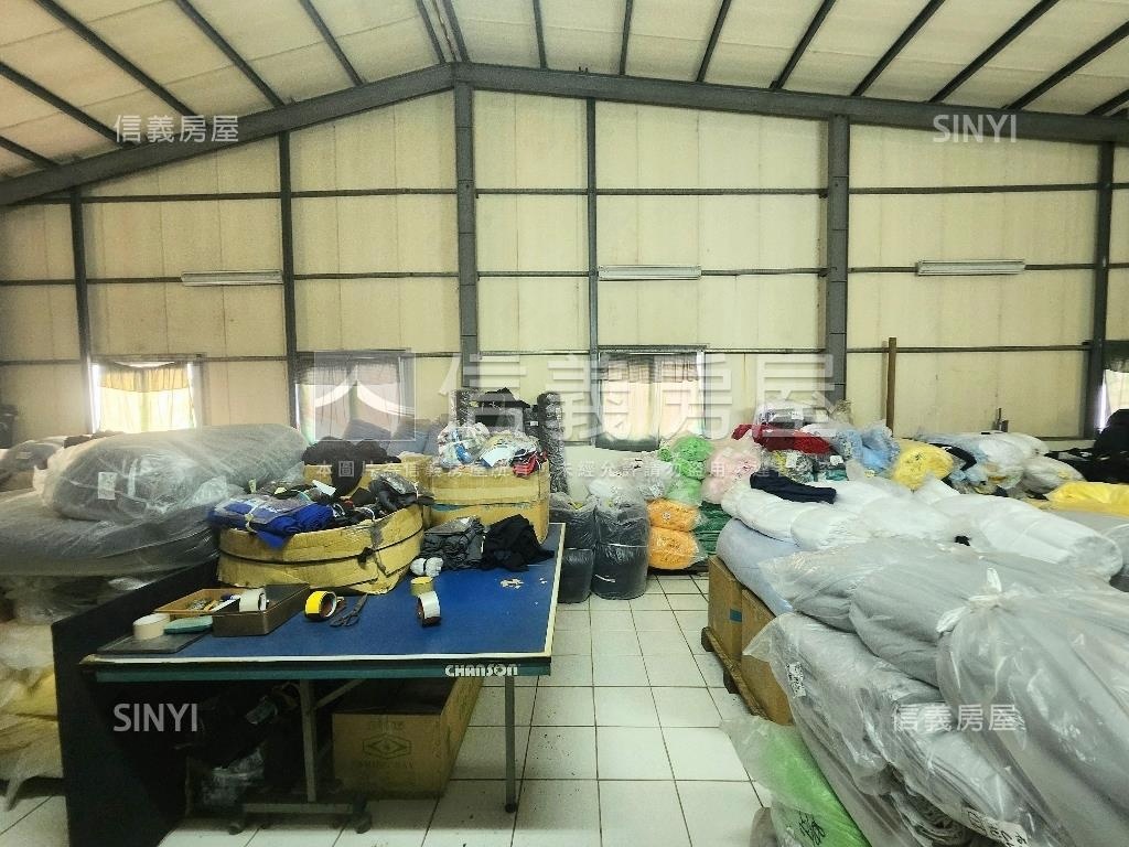 角窗約６６大地坪雙店面房屋室內格局與周邊環境
