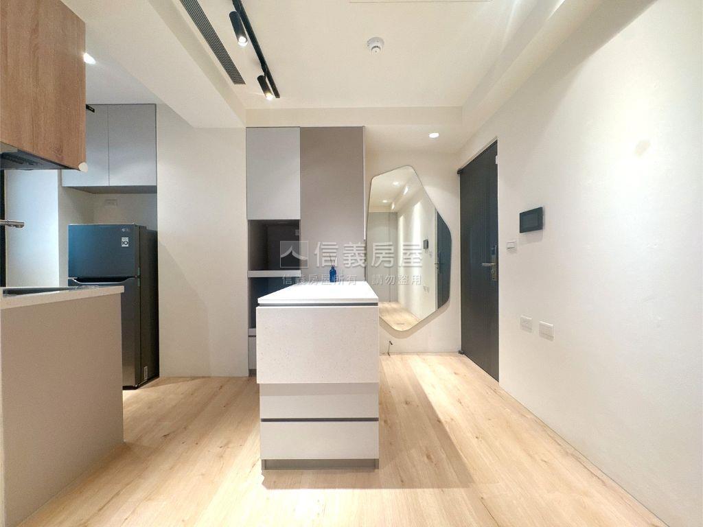 百奕富御溫馨屋房屋室內格局與周邊環境