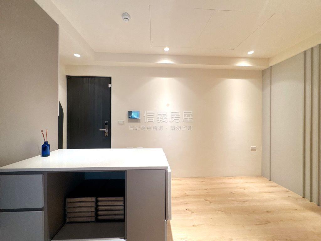 百奕富御溫馨屋房屋室內格局與周邊環境