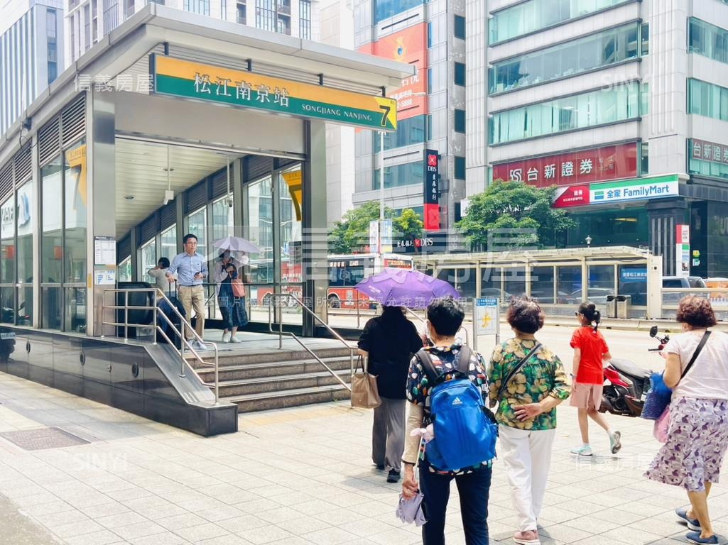 捷運松江南京·伊通金店房屋室內格局與周邊環境