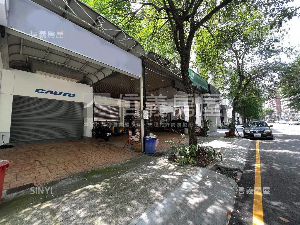 南七期正河南路附車位透店房屋室內格局與周邊環境