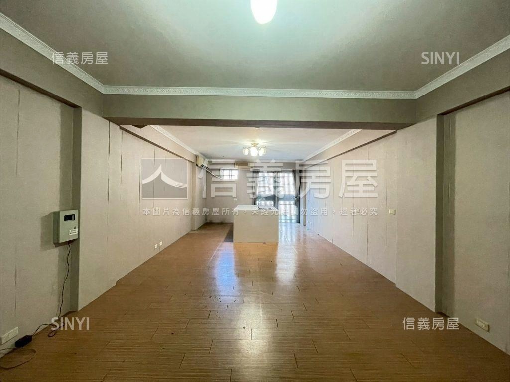 南七期正河南路附車位透店房屋室內格局與周邊環境