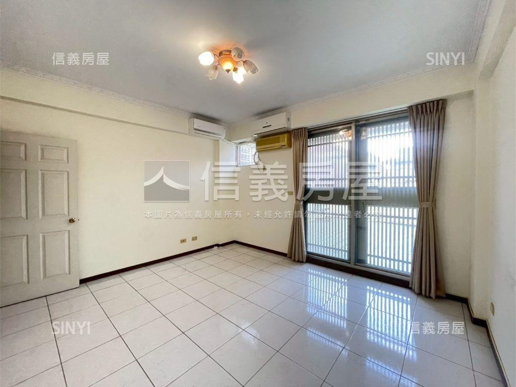 南七期正河南路附車位透店房屋室內格局與周邊環境