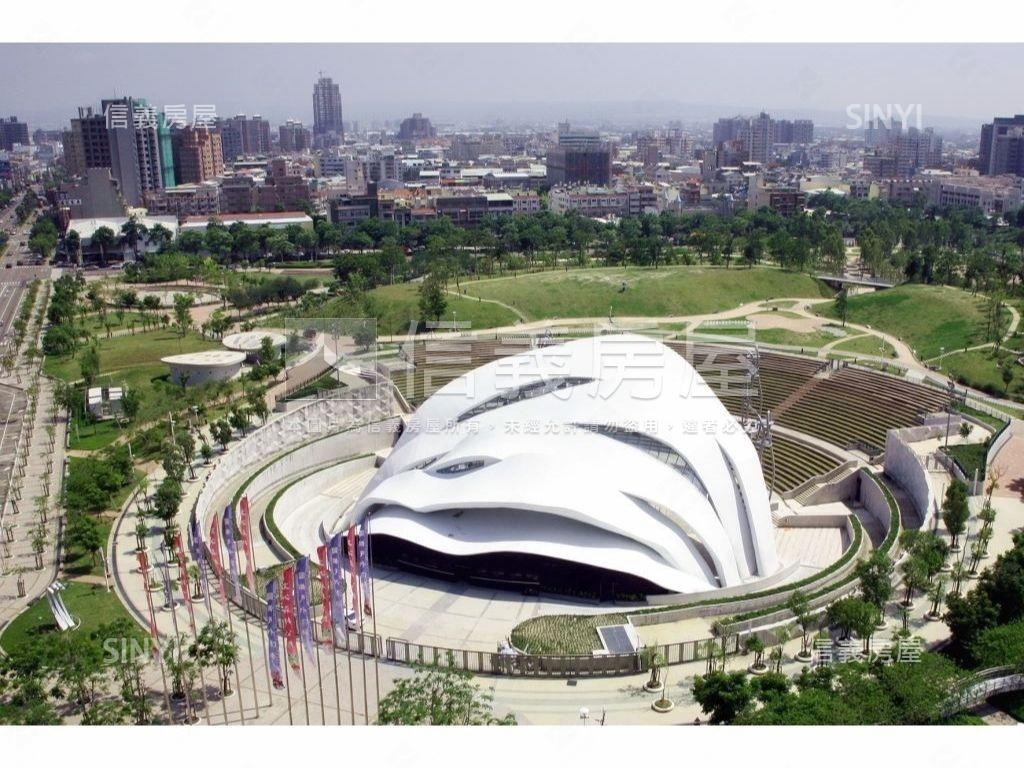 南七期正河南路附車位透店房屋室內格局與周邊環境