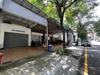 南七期正河南路附車位透店