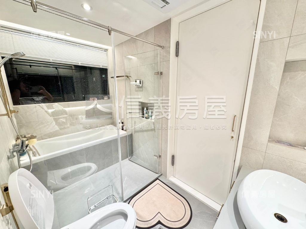 重劃Ｅ區景觀邊間品味臻宅房屋室內格局與周邊環境