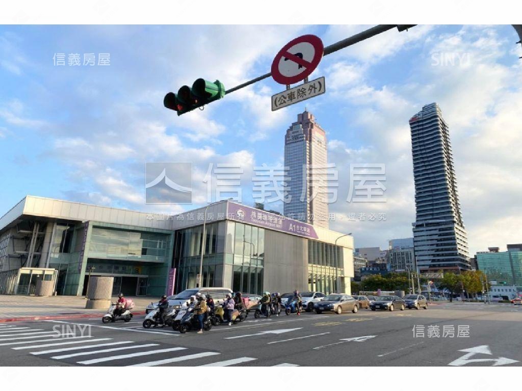 台北明亮方正套房房屋室內格局與周邊環境