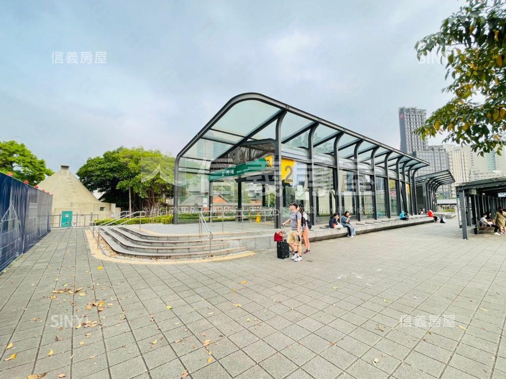 台北明亮方正套房房屋室內格局與周邊環境