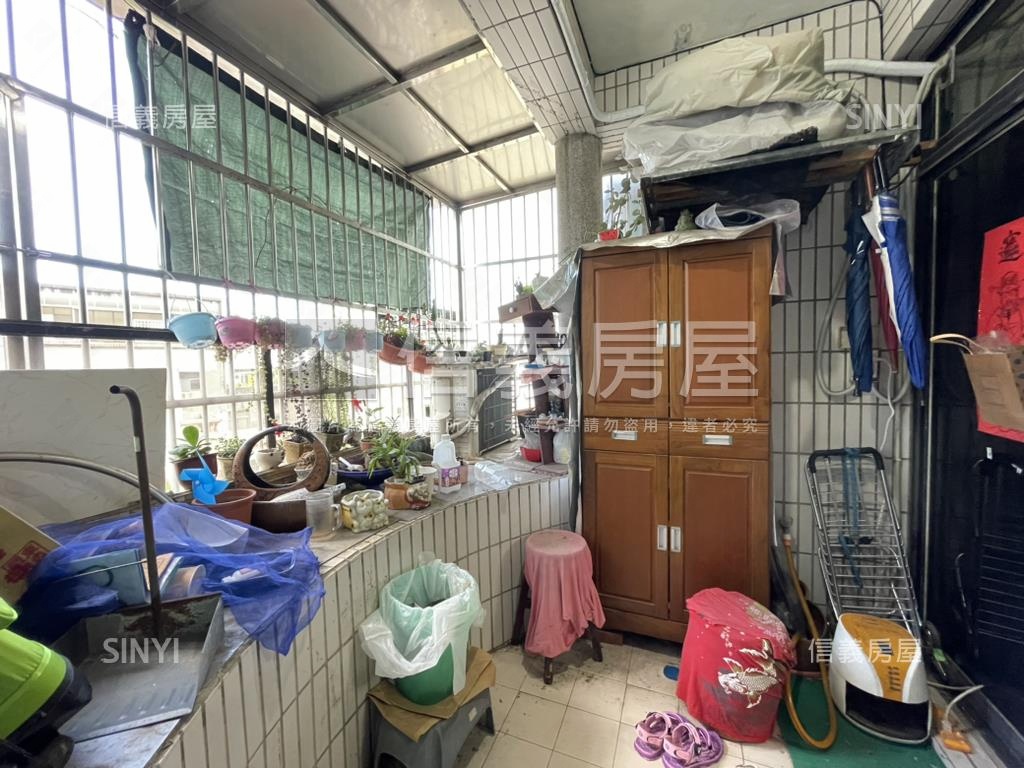 竹光路漂亮美三房房屋室內格局與周邊環境