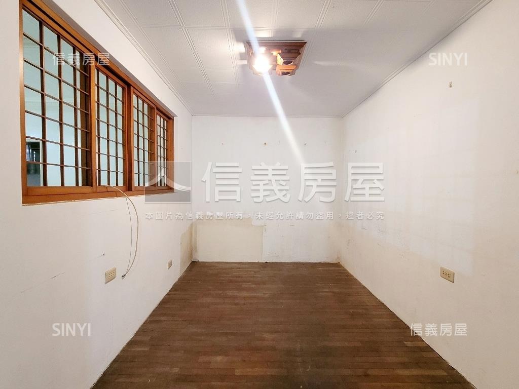 大坪林大面寬一樓房屋室內格局與周邊環境