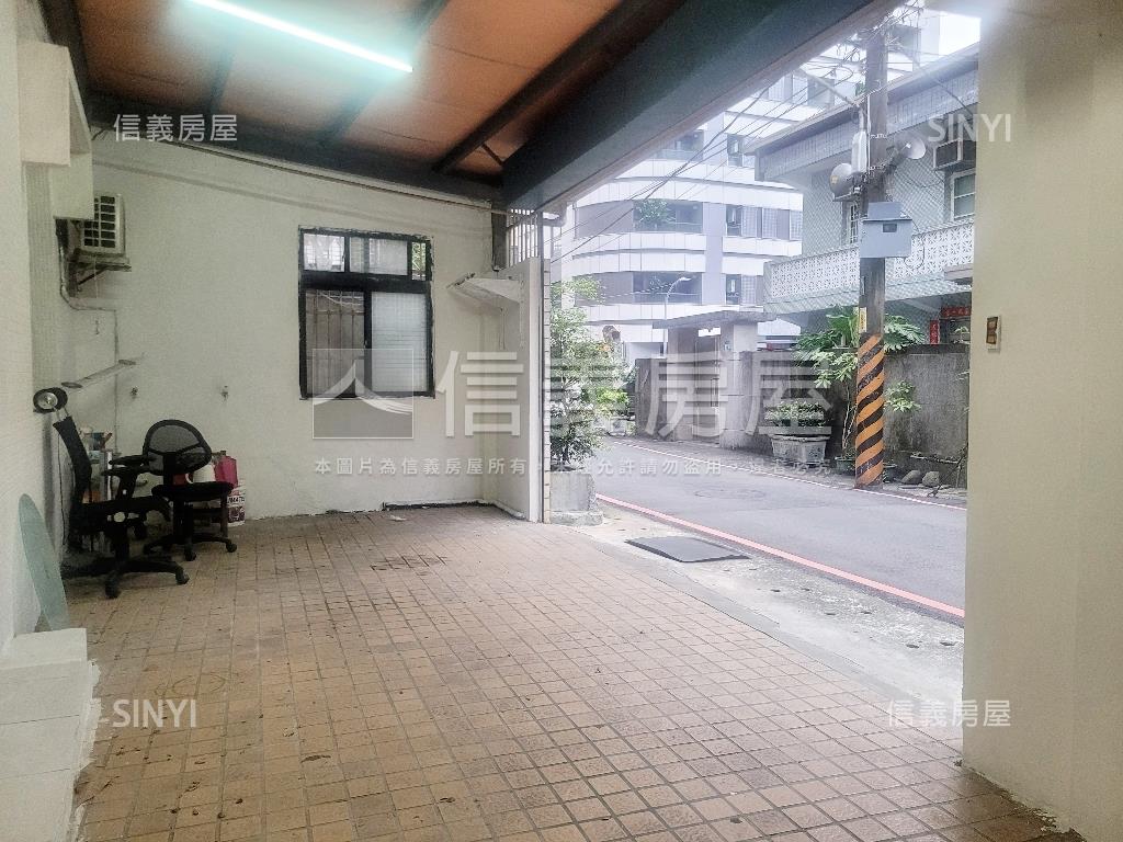 大坪林大面寬一樓房屋室內格局與周邊環境