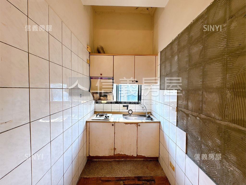 葫蘆奇蹟低總價雙車位房屋室內格局與周邊環境