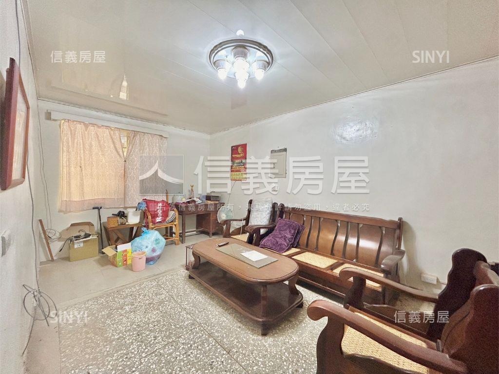 近關新生活圈長春透天房屋室內格局與周邊環境