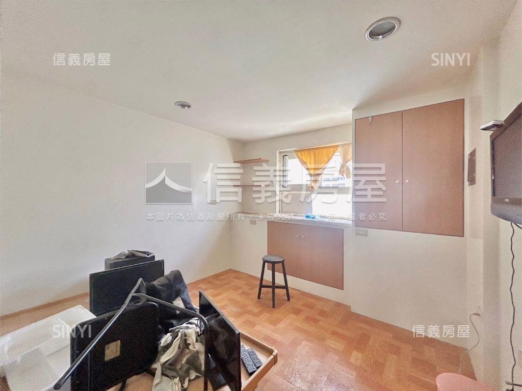近關新生活圈長春透天房屋室內格局與周邊環境