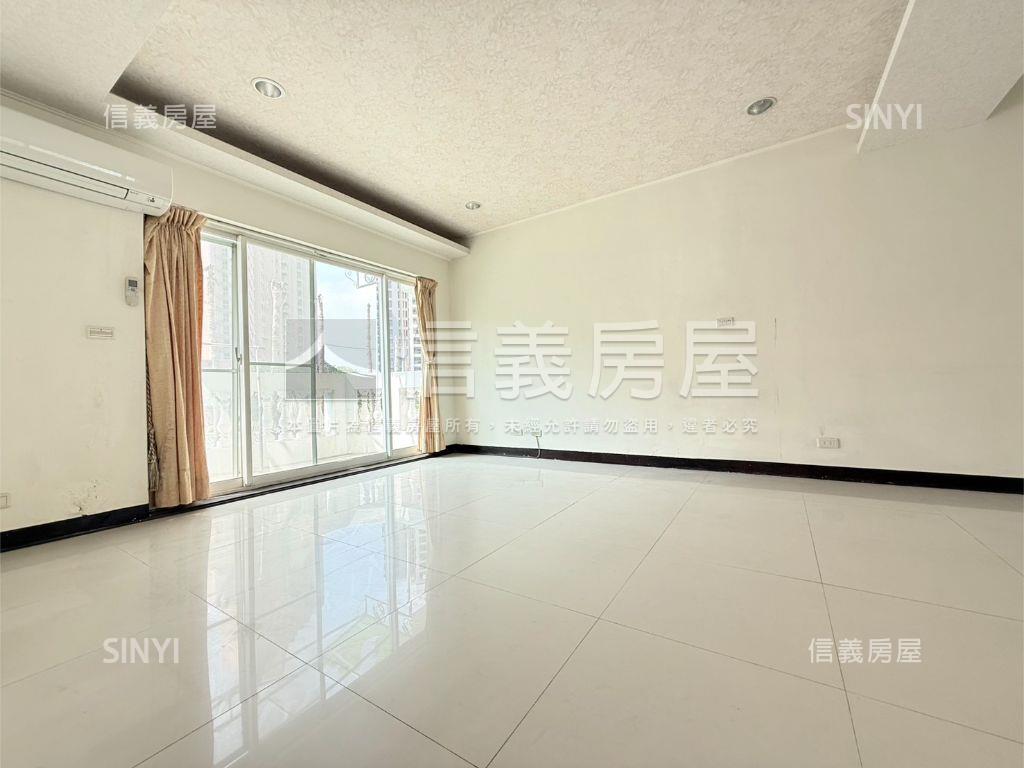 近澄清湖皇朝稀有車墅房屋室內格局與周邊環境