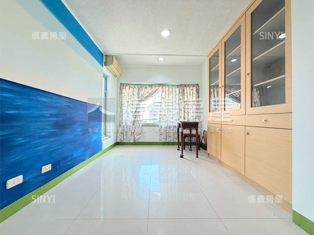 近澄清湖皇朝稀有車墅房屋室內格局與周邊環境