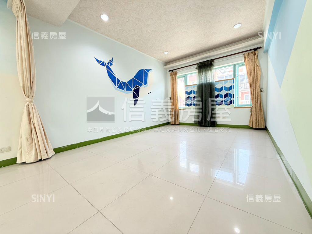 近澄清湖皇朝稀有車墅房屋室內格局與周邊環境