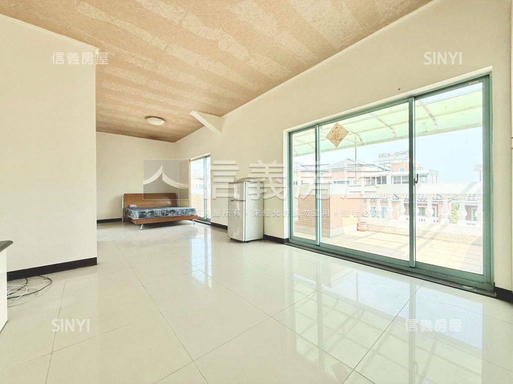 近澄清湖皇朝稀有車墅房屋室內格局與周邊環境