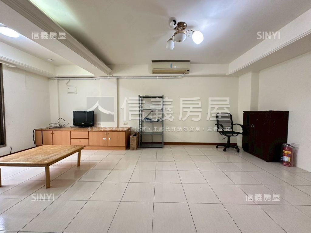 西門捷運公寓四樓房屋室內格局與周邊環境