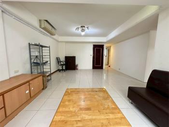 西門捷運公寓四樓