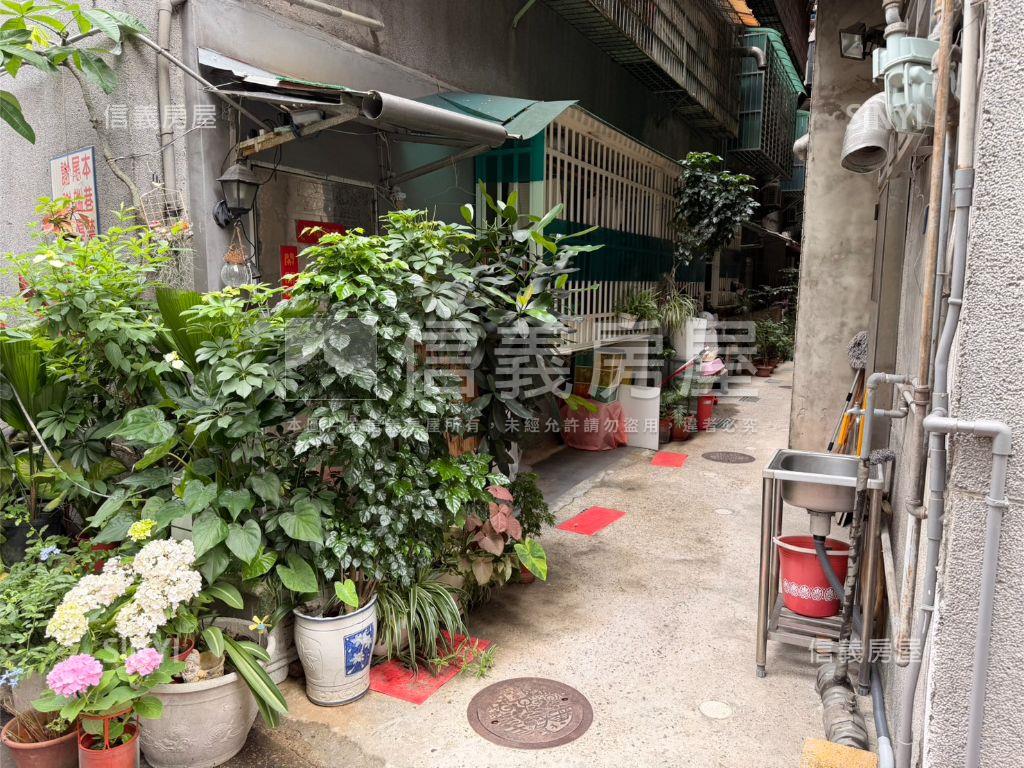 近捷運一樓收租置產優選房屋室內格局與周邊環境