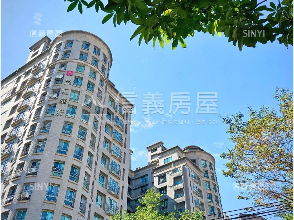 長虹華府看１０１三房車位房屋室內格局與周邊環境