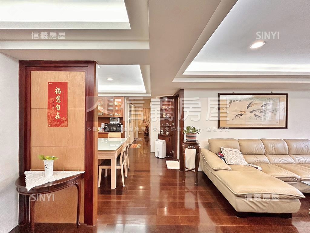 Ａ９高樓景觀美裝潢大三房房屋室內格局與周邊環境