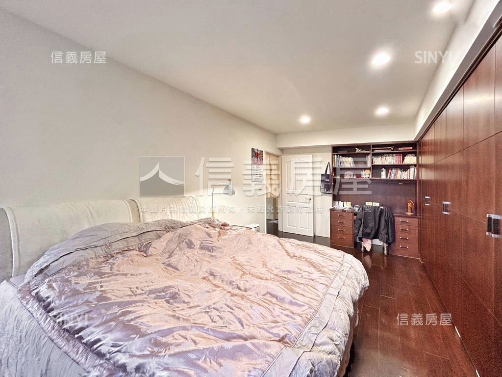 Ａ９高樓景觀美裝潢大三房房屋室內格局與周邊環境