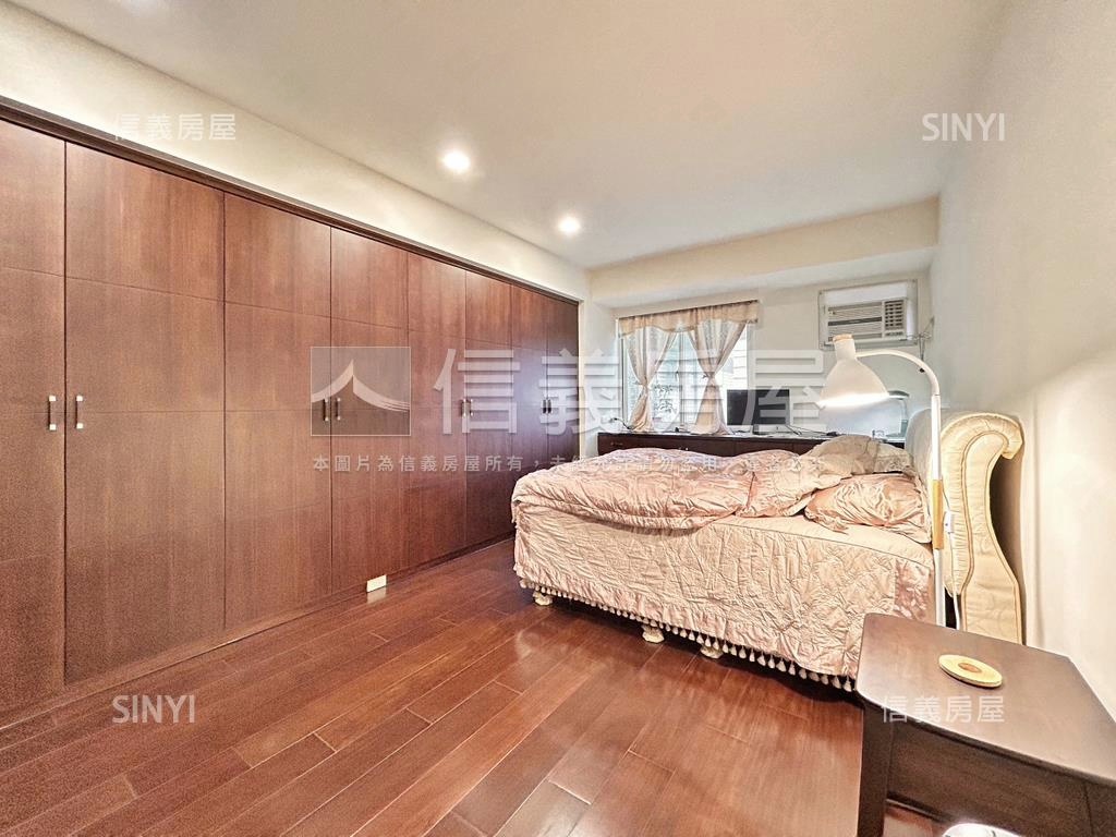 Ａ９高樓景觀美裝潢大三房房屋室內格局與周邊環境