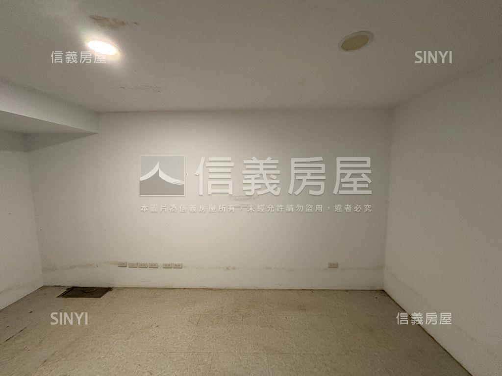 師大路旁大土持黃金１樓房屋室內格局與周邊環境