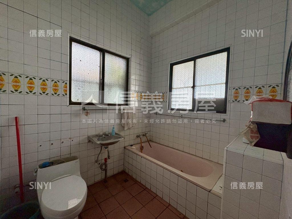 楊湖路一段稀有臨路土地房屋室內格局與周邊環境