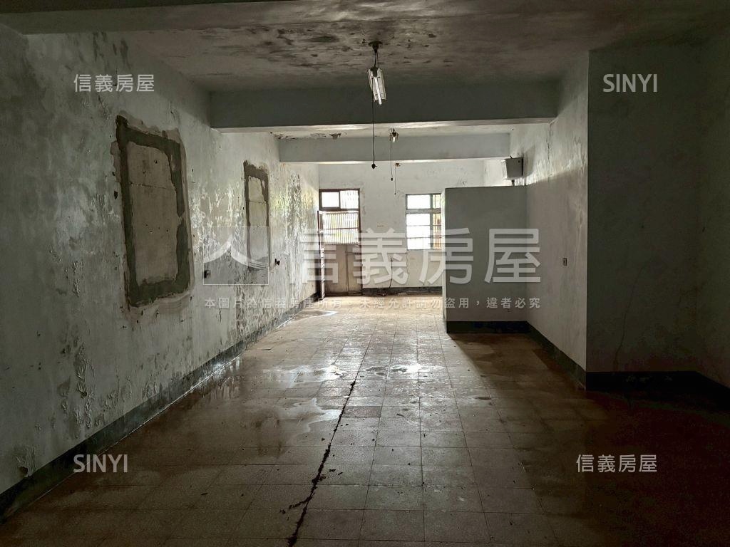 楊湖路一段稀有臨路土地房屋室內格局與周邊環境
