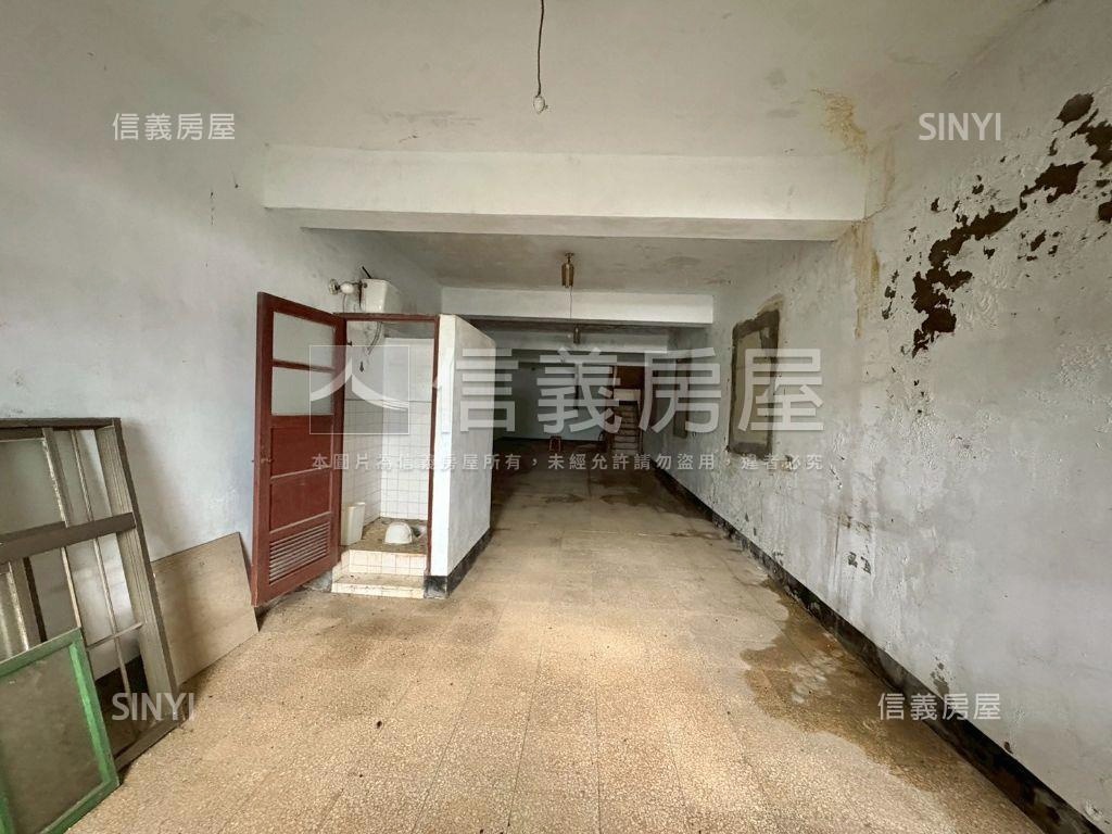 楊湖路一段稀有臨路土地房屋室內格局與周邊環境