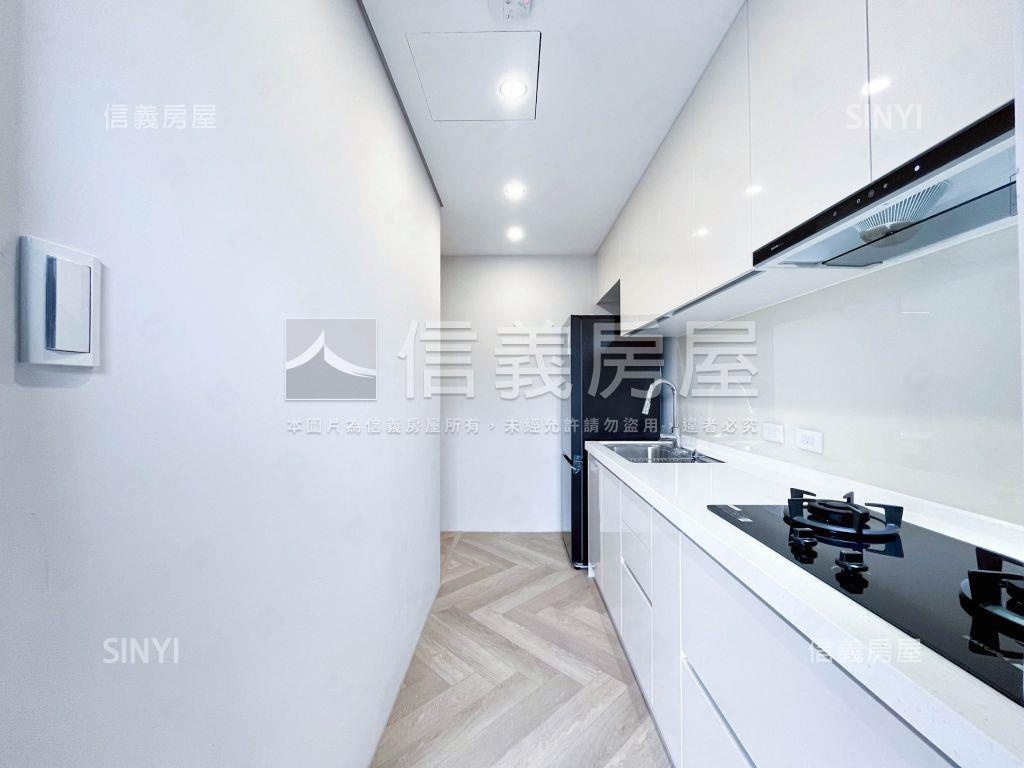 遠雄純寓３房雙平面車位讚房屋室內格局與周邊環境