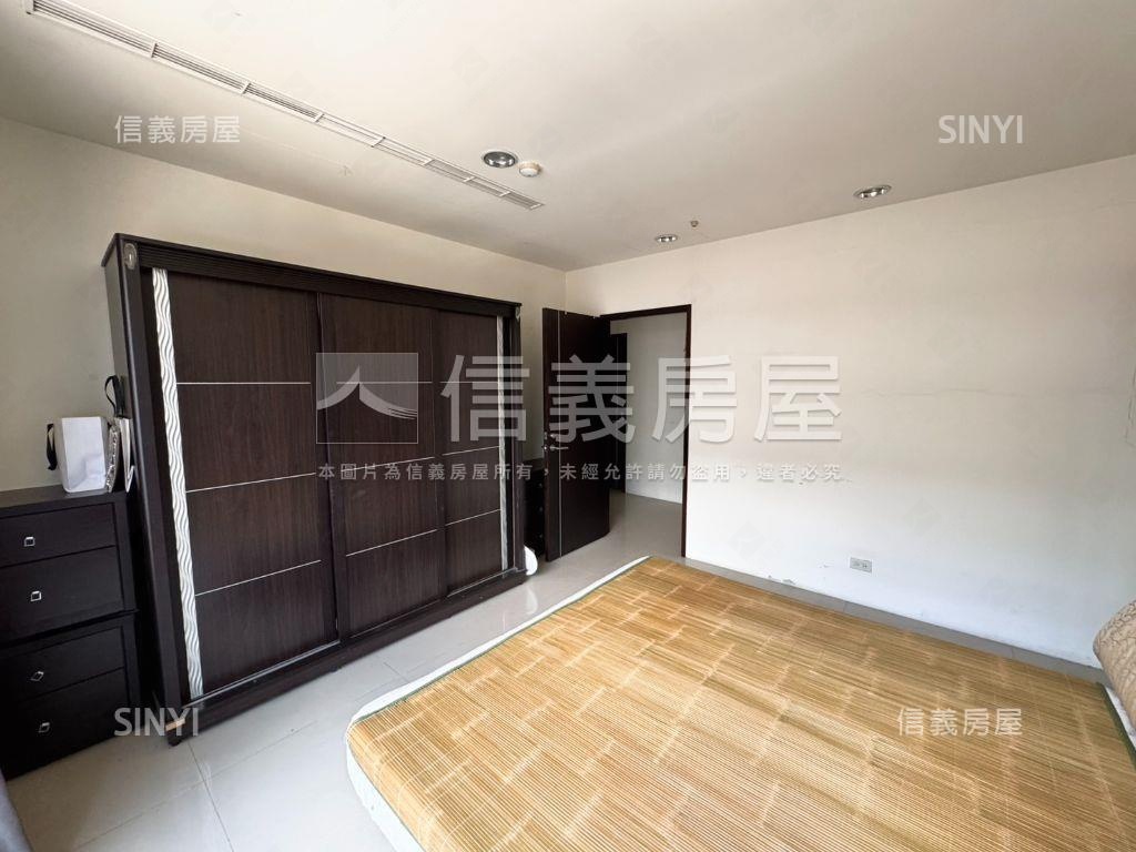 稀有！鉅虹森之旅四房平車房屋室內格局與周邊環境