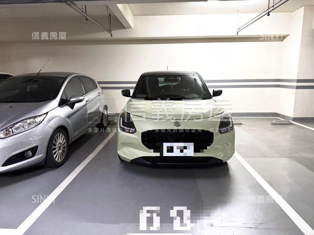稀有！鉅虹森之旅四房平車房屋室內格局與周邊環境